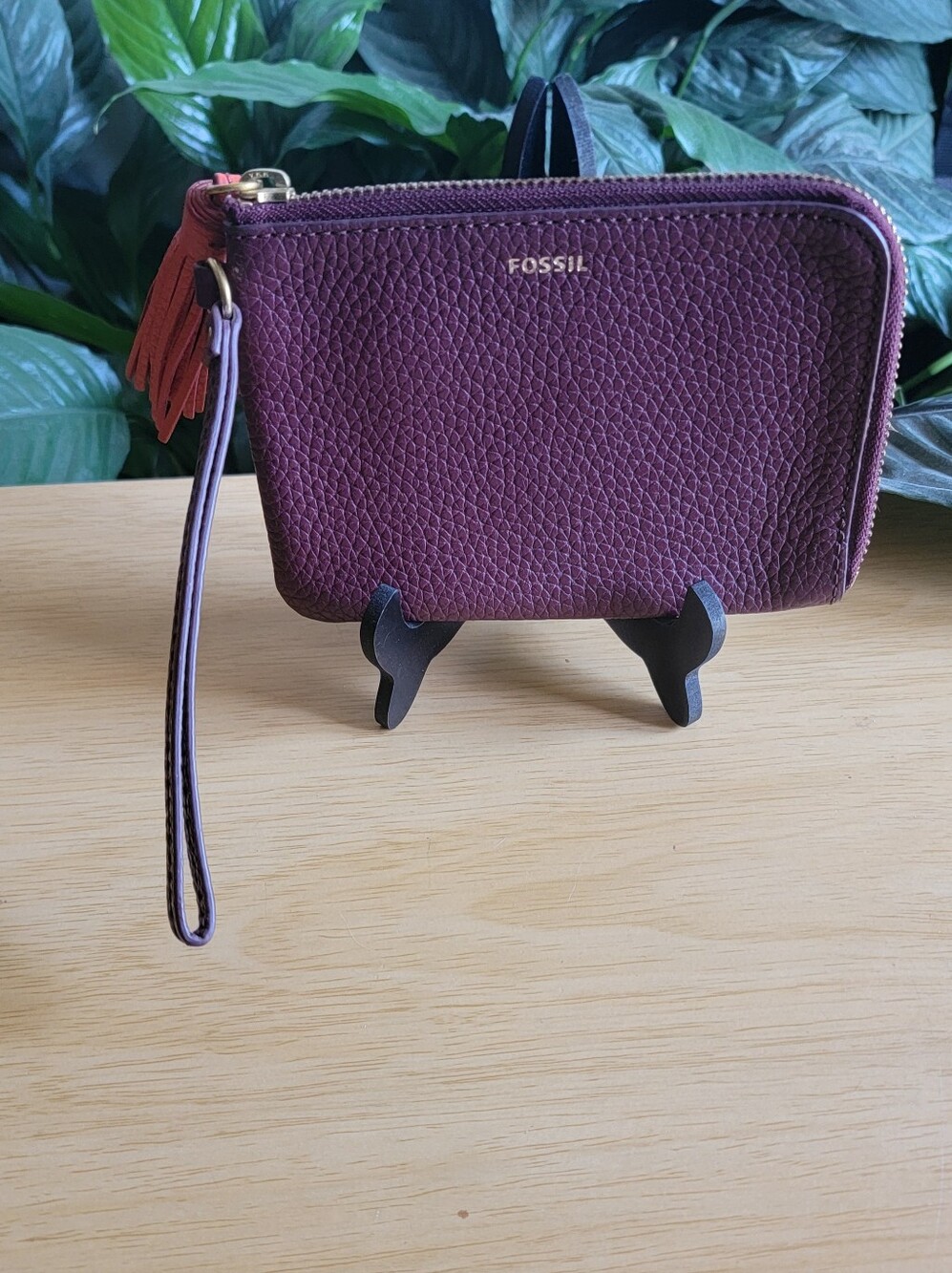 Fossil Plum Pebbled Leather Wristlet with Tassel. Vintage